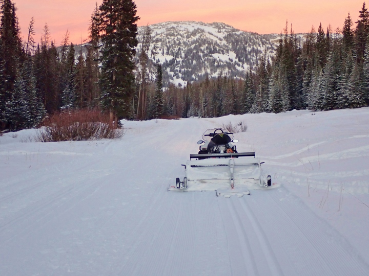 Grooming on Togwotee Pass